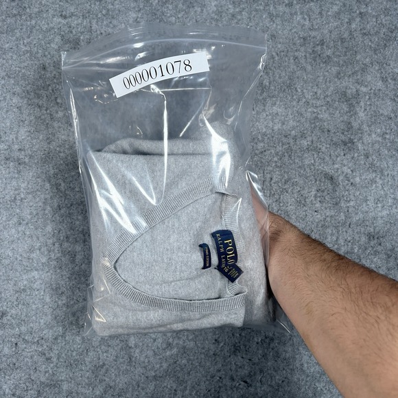 Polo Ralph Lauren Pullover Sweater Mens Size XL Grey V Neck Pima Cotton - Picture 13 of 13